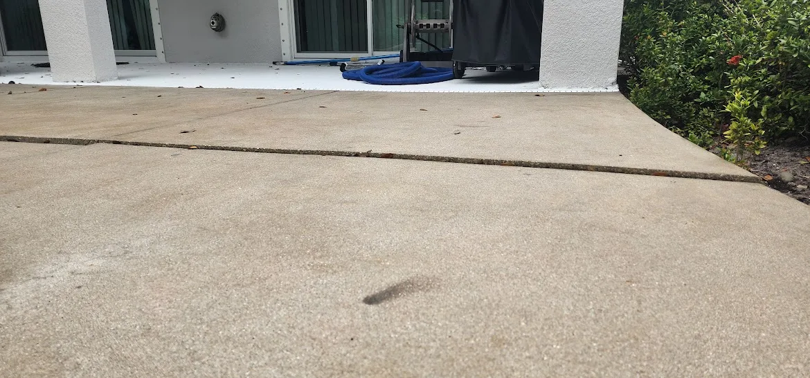 spring-hill-pool-deck-repair — before